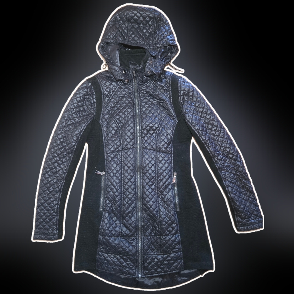 Small Bcbgeneration Quilted Black Detachable Hood… - image 1